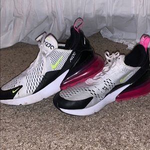 Nike air 270s